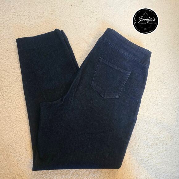Draper's and Damon's Petite Stretch Dark Blue Pleated Leg Pull On Jeans Size PM - Picture 1 of 8